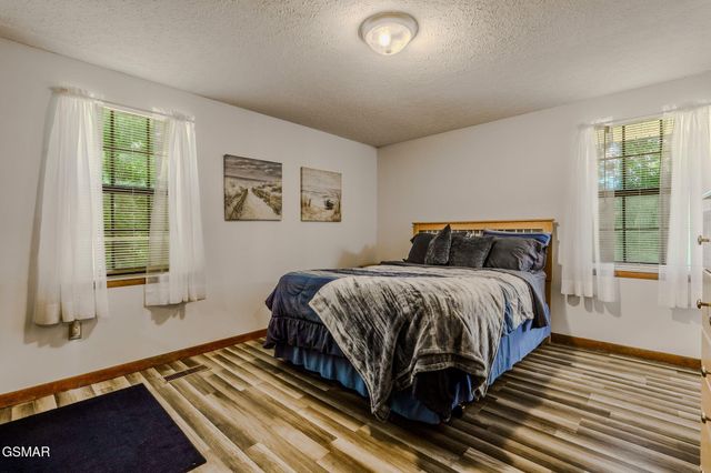 860 Mimosa Lane, Crossville, TN 38572