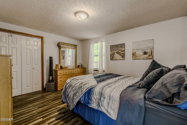 860 Mimosa Lane, Crossville, TN 38572