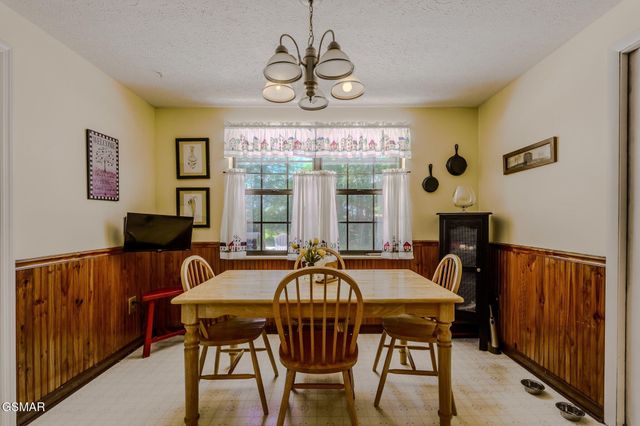 860 Mimosa Lane, Crossville, TN 38572