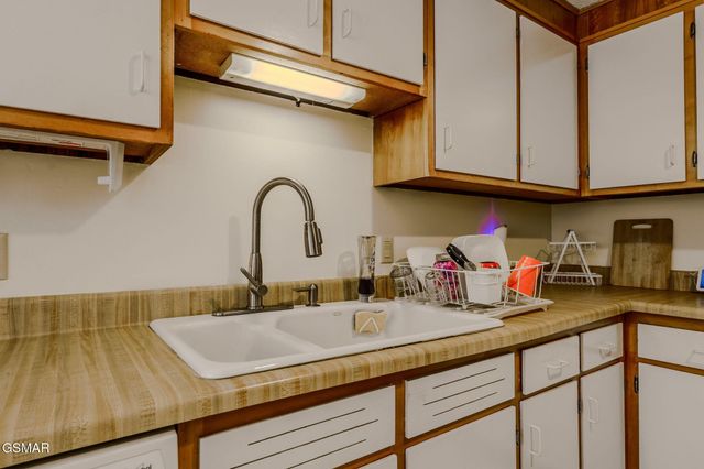860 Mimosa Lane, Crossville, TN 38572
