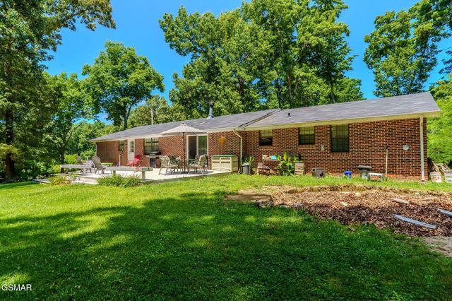 860 Mimosa Lane, Crossville, TN 38572