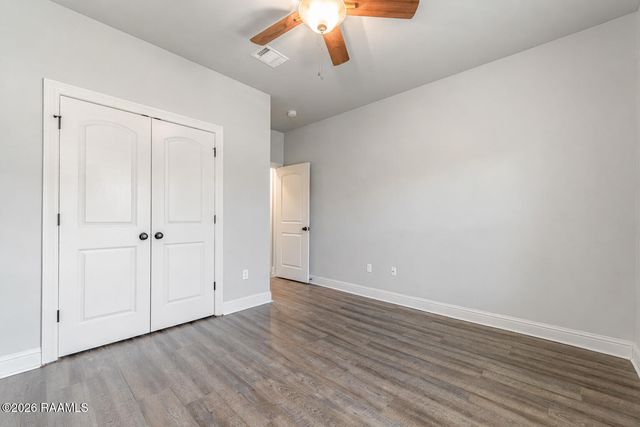 121 Peak Valley Street, Youngsville, LA 70592