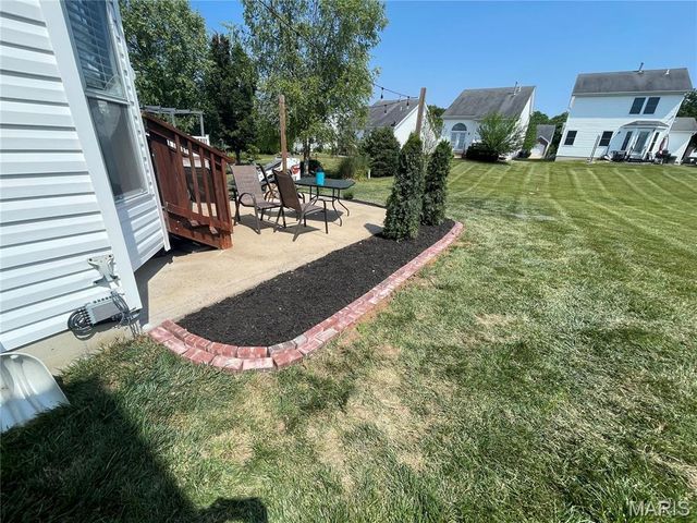 1612 Homefield Meadows Drive, O'fallon, MO 63366