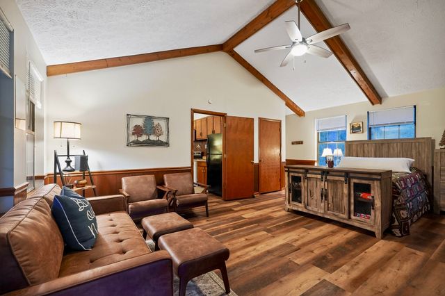 510 Wilson Dr, Smithville, TN 37166