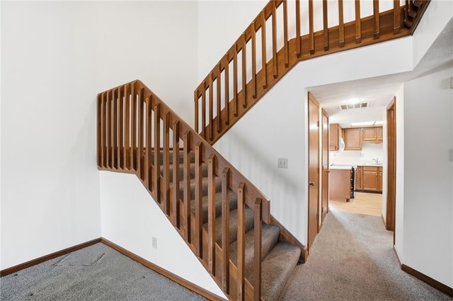 1302 Donson Circle, Kettering, OH 45429