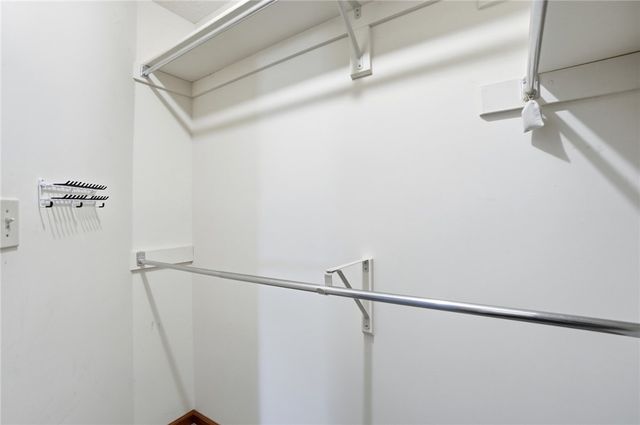 1302 Donson Circle, Kettering, OH 45429