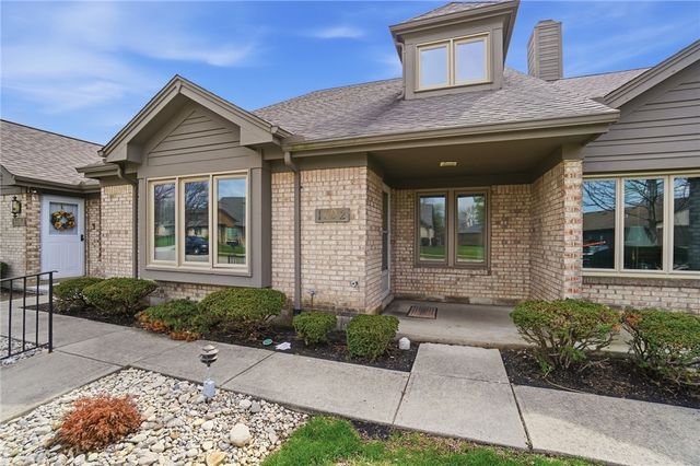 1302 Donson Circle, Kettering, OH 45429