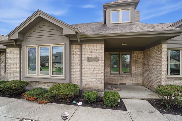 1302 Donson Circle, Kettering, OH 45429