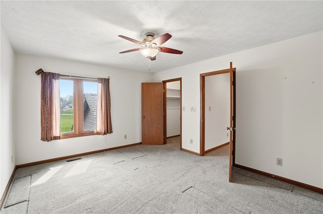 1302 Donson Circle, Kettering, OH 45429