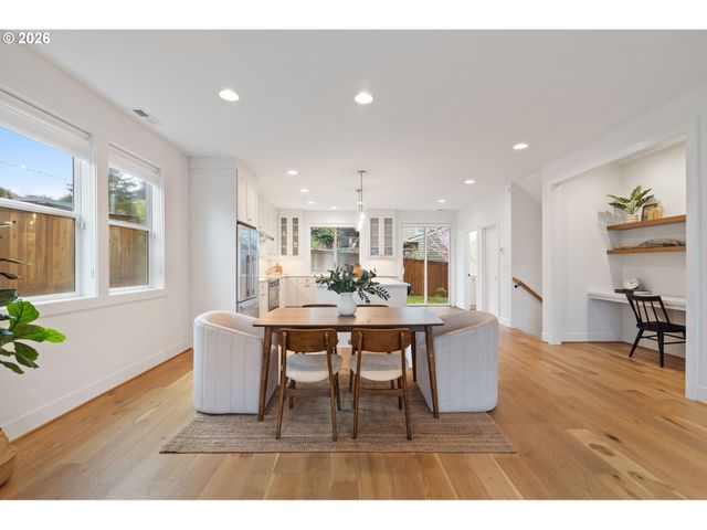 1751 Nw LARKIN Ter, Portland, OR 97229