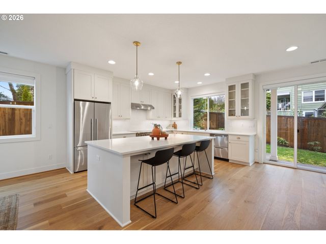 1751 Nw LARKIN Ter, Portland, OR 97229