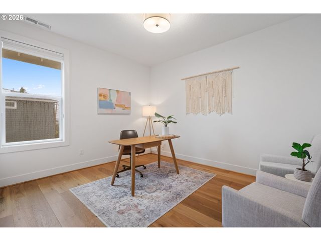 1751 Nw LARKIN Ter, Portland, OR 97229