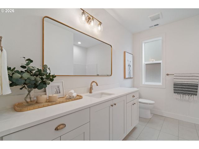 1751 Nw LARKIN Ter, Portland, OR 97229