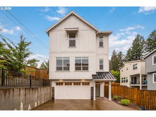 1751 Nw LARKIN Ter, Portland, OR 97229