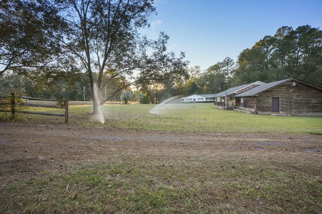 2466 Norway Road, Orangeburg, SC 29115