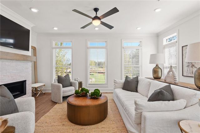 114 IveyBrooke Lane 62, Alpharetta, GA 30009