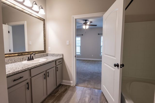 243 Berkshire Place, Haughton, LA 71037