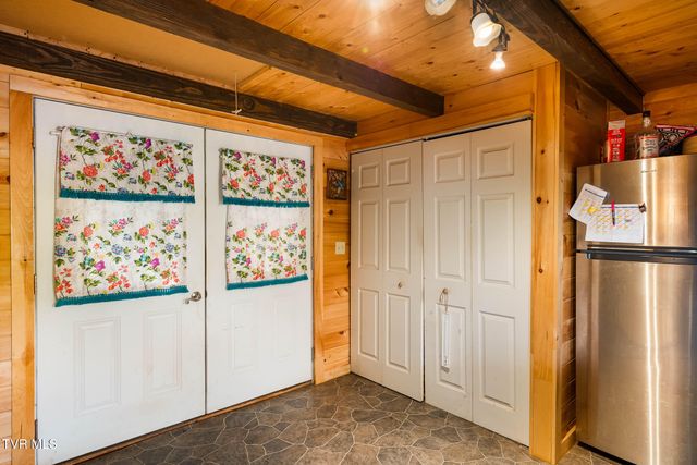 1569 War Valley Road, Rogersville, TN 37857