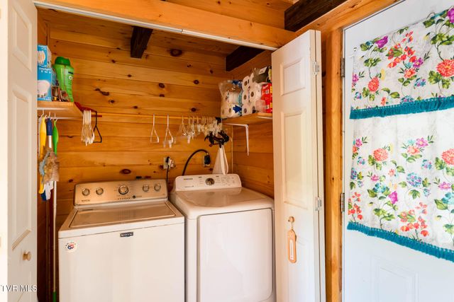 1569 War Valley Road, Rogersville, TN 37857