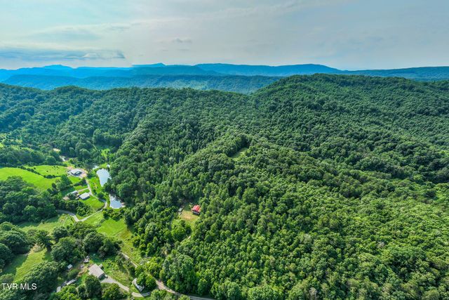 1569 War Valley Road, Rogersville, TN 37857