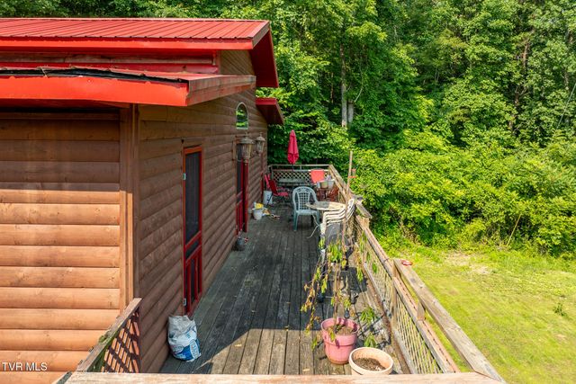 1569 War Valley Road, Rogersville, TN 37857