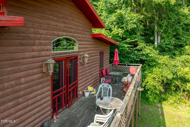 1569 War Valley Road, Rogersville, TN 37857