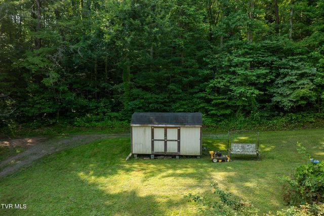 1569 War Valley Road, Rogersville, TN 37857