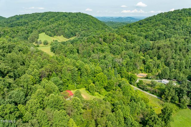 1569 War Valley Road, Rogersville, TN 37857