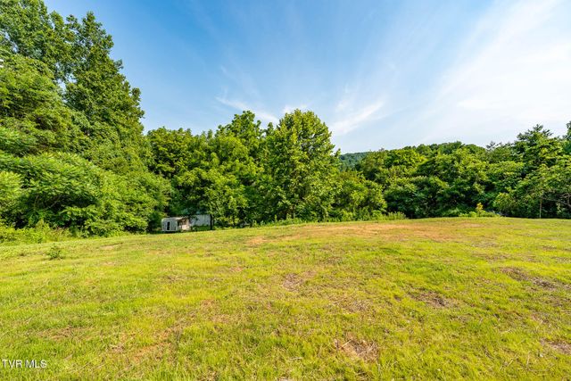 1569 War Valley Road, Rogersville, TN 37857