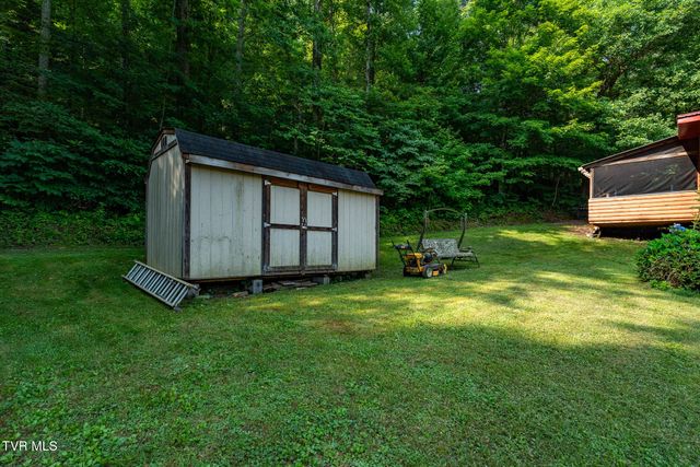 1569 War Valley Road, Rogersville, TN 37857