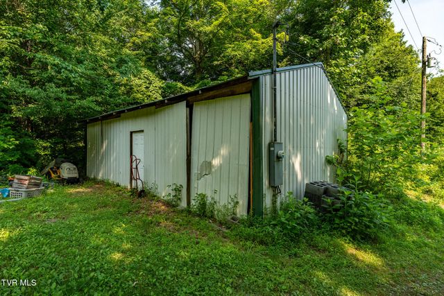 1569 War Valley Road, Rogersville, TN 37857