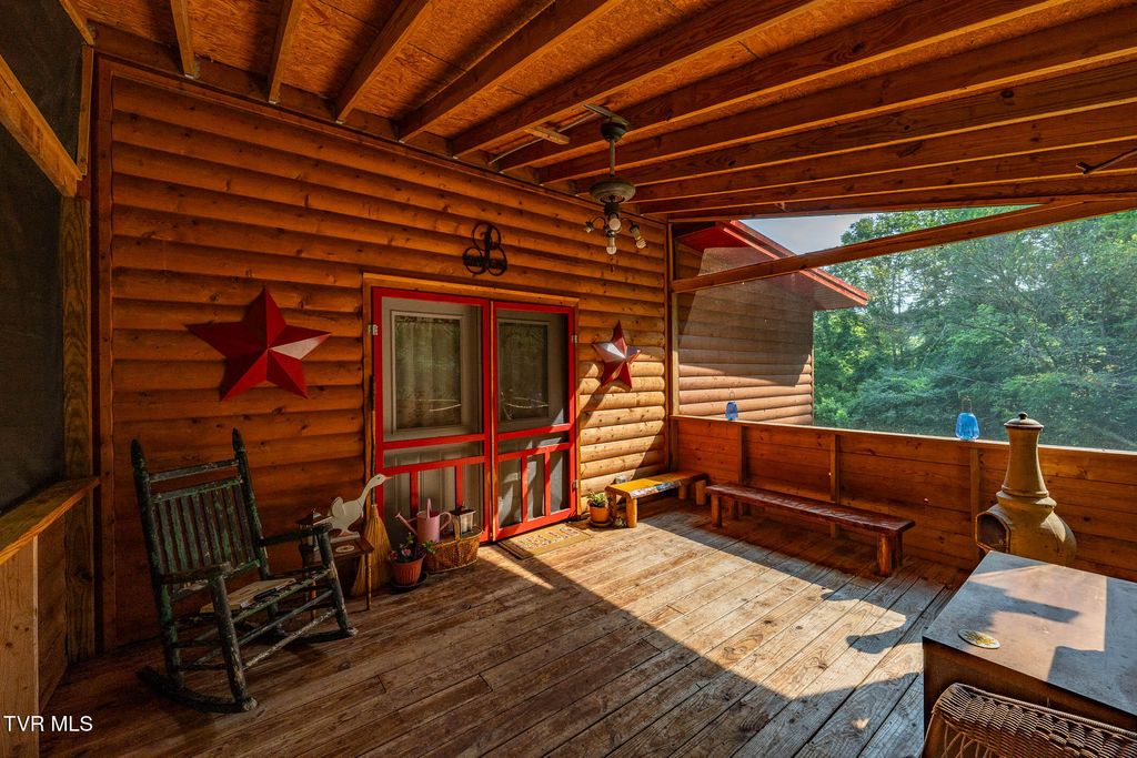 1569 War Valley Road, Rogersville, TN 37857