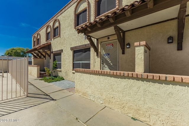 2221 W TURNEY Avenue B, Phoenix, AZ 85015