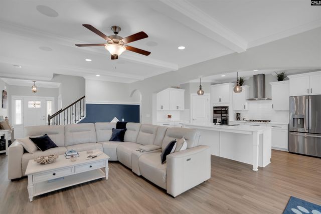 616 Calabria Court, Chapin, SC 29036