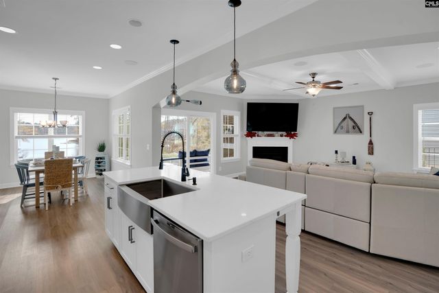 616 Calabria Court, Chapin, SC 29036