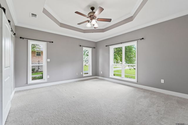 12612 Ina Dr, Walker, LA 70785