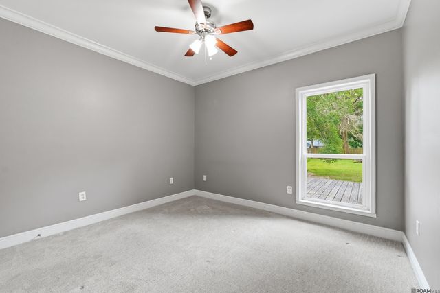 12612 Ina Dr, Walker, LA 70785