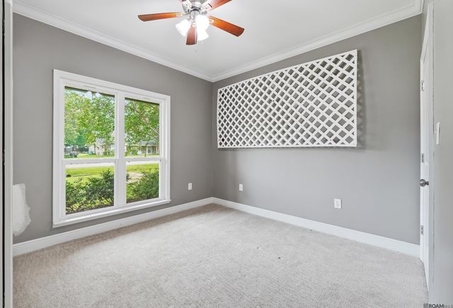 12612 Ina Dr, Walker, LA 70785