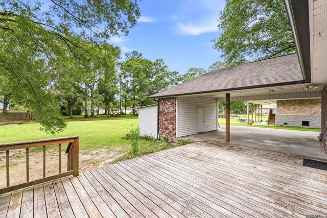 12612 Ina Dr, Walker, LA 70785