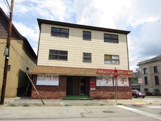 700 Fallowfield Ave, Charleroi Boro, PA 15022