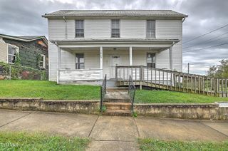 1009 Massachusetts Avenue, Bristol, VA 24201