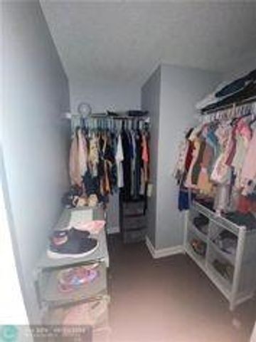 2431 NW 56th Ave 204, Lauderhill, FL 33313