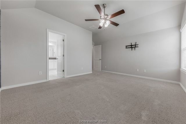 6219 Southern Cross Drive, College Station, TX 77845