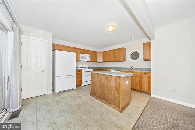 424 MADISON DR, Shrewsbury, PA 17361