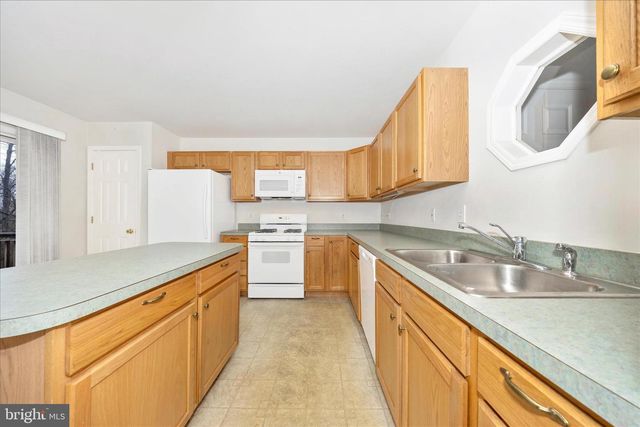 424 MADISON DR, Shrewsbury, PA 17361