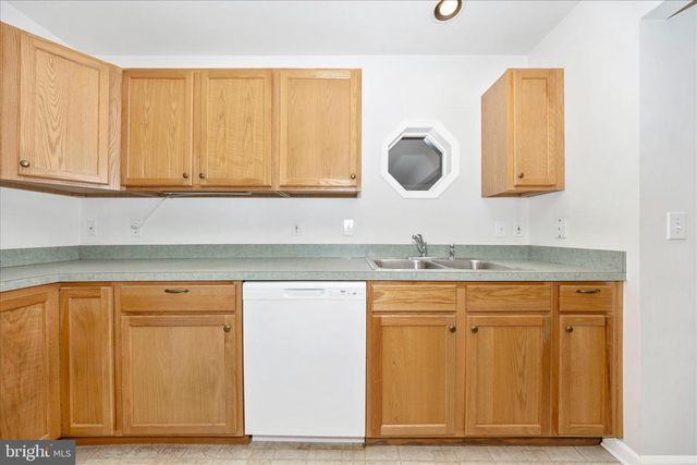 424 MADISON DR, Shrewsbury, PA 17361