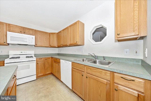 424 MADISON DR, Shrewsbury, PA 17361