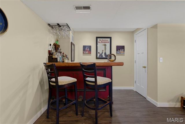 979 Reddington Oaks Court, St Charles, MO 63304