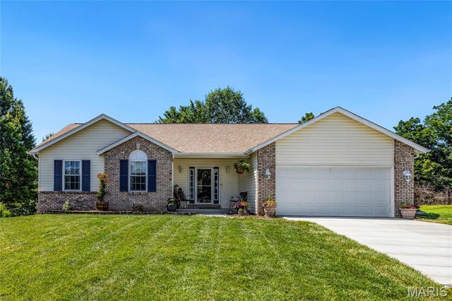 979 Reddington Oaks Court, St Charles, MO 63304