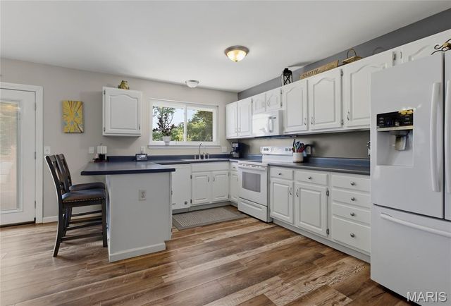 979 Reddington Oaks Court, St Charles, MO 63304